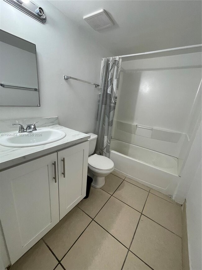 Building Photo - 14902 SW 82nd Ln