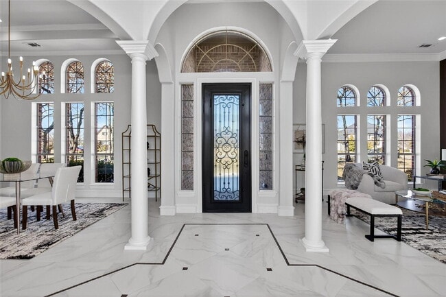 Building Photo - "Rare 5-Bedroom Estate in Guard-Gated Tour 18 on Over 1.5 Acres with Major Updates!"