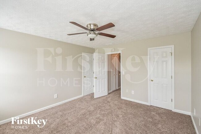 Building Photo - 3615 Longfield Dr