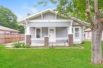 Building Photo - 114 Scurlock Ave