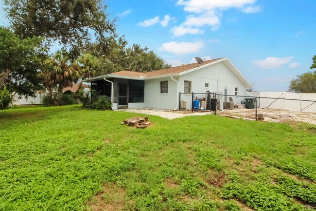 Building Photo - 1616 Jupiter Rd