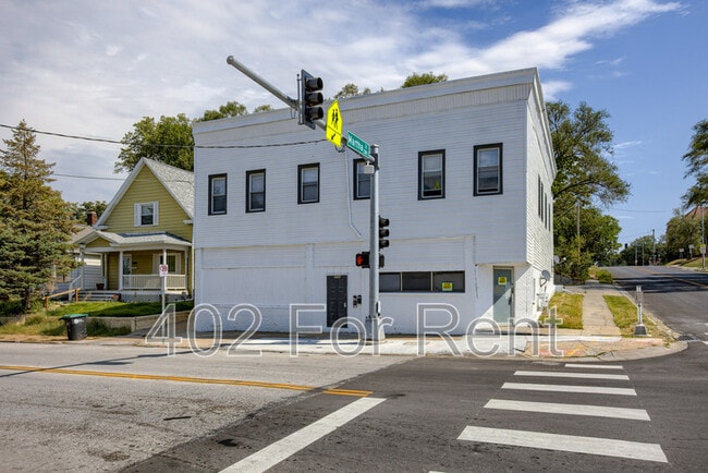 Building Photo - 2233 S 20th St