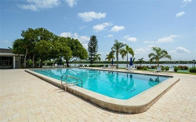 Building Photo - Longboat Key Waterfront