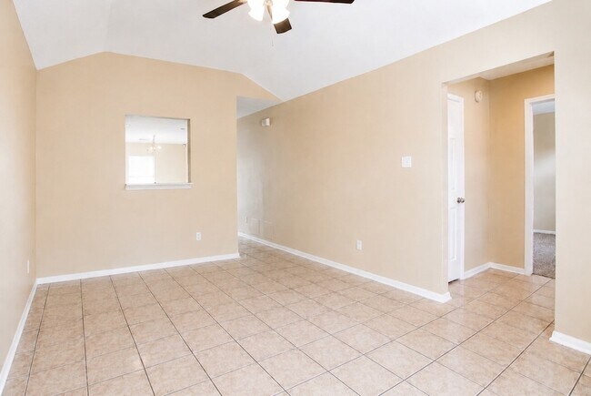Building Photo - 24106 Broken Bow Ln