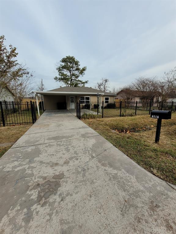 Building Photo - 7617 Delavan Dr