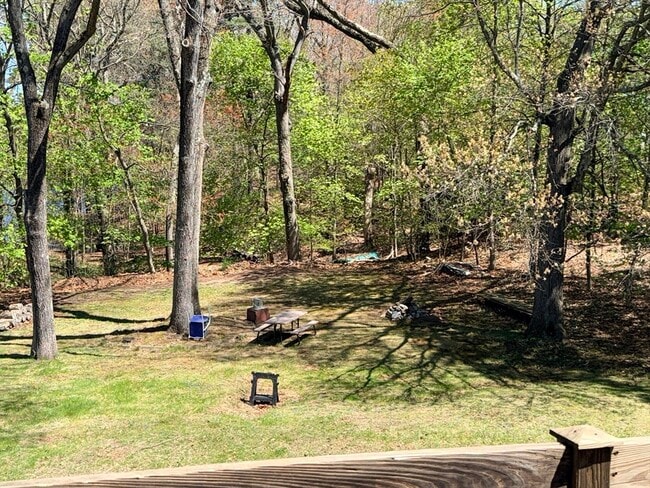 Building Photo - 28 Robinhood Rd