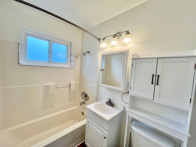 Building Photo - 2 Bedroom La Mesa Duplex with Yard, In-Unit Laundry, and Garage!