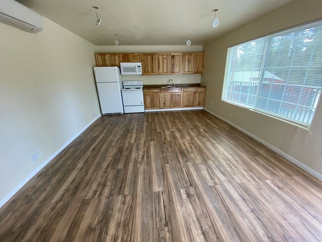 Building Photo - 1 bedroom Ground Floor apartment