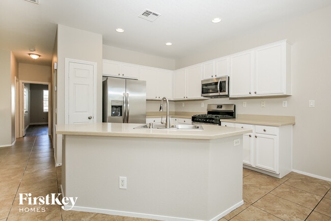 Building Photo - 7637 Montefrio Ave