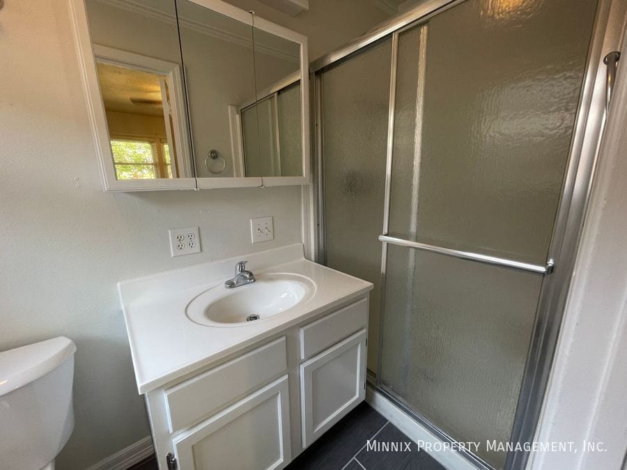 Building Photo - 3608 Lynette Dr