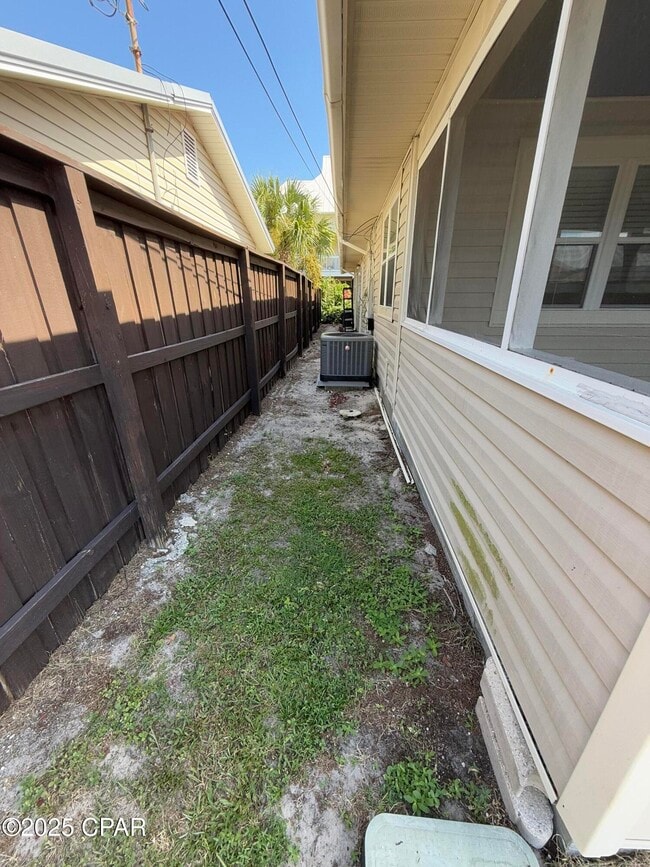 Building Photo - 3900 Wasp St