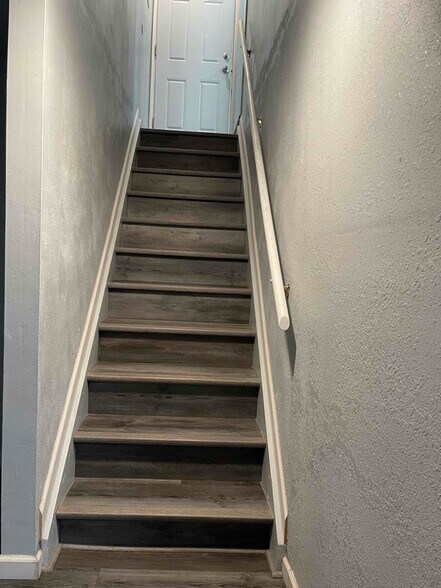 Building Photo - 6568 W Colorado Dr