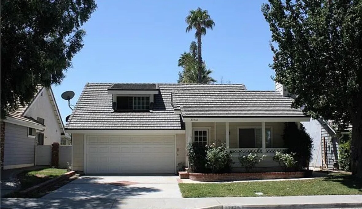 Building Photo - 23418 Pomita Pl