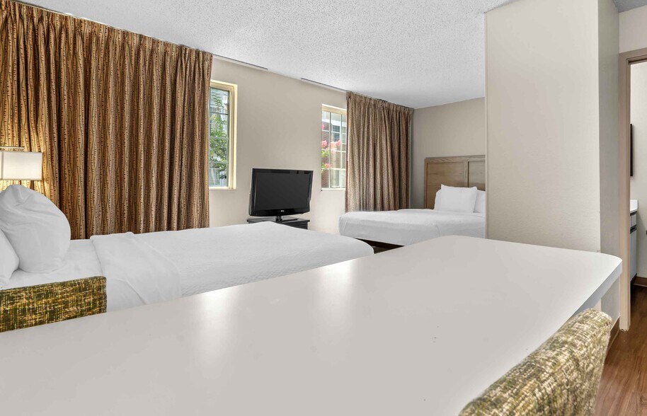 Building Photo - Furnished Studio-Dallas - Plano Parkway