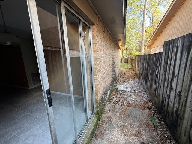 Building Photo - 1610 Hazelwood St