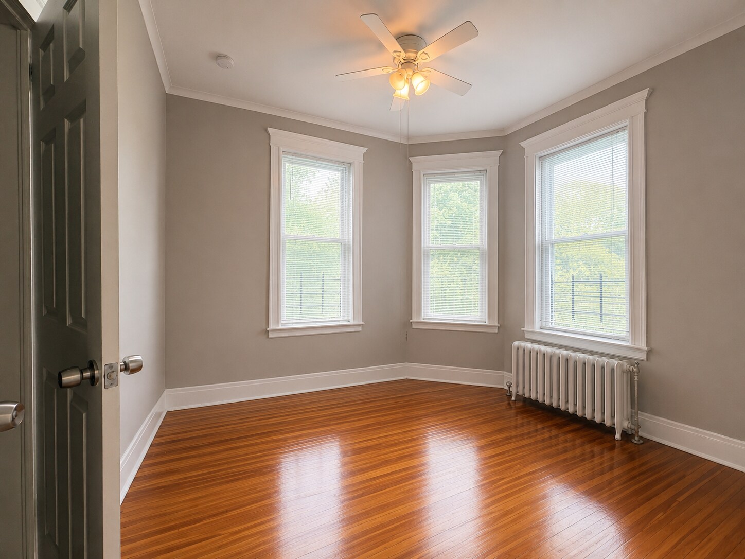 Building Photo - 264 Palisade Ave