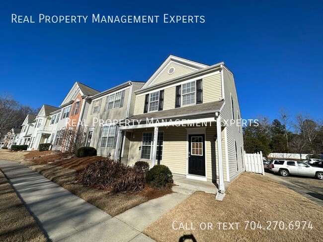 Building Photo - 6856 Rothchild Dr