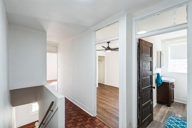 Building Photo - Recently Renovated 4 Bedroom, 1.5 Bath Nor...