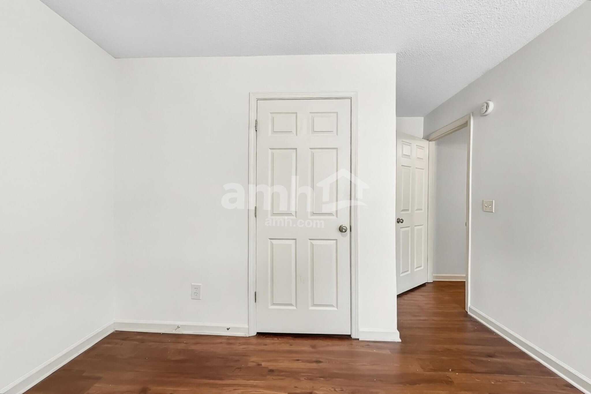 Building Photo - 62 Golden Gate Dr