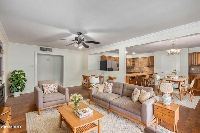 Building Photo - 7340 N 7th Ave