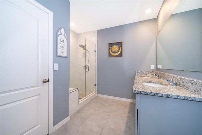 Building Photo - 531 Emily Gln St