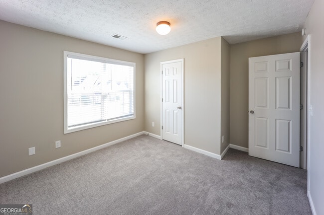 Building Photo - 1478 Bogota Way