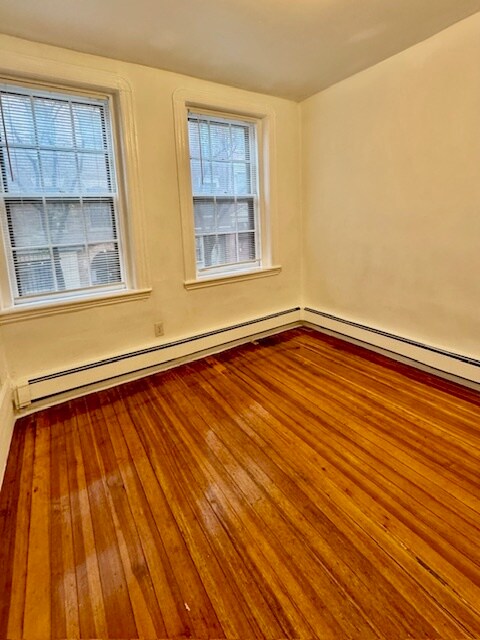 Building Photo - 64A Phillips St