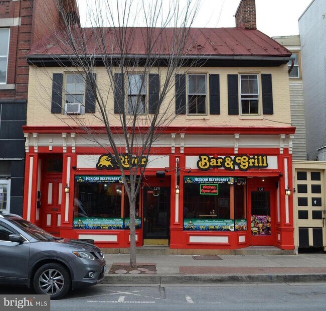 Building Photo - 127 N Market St