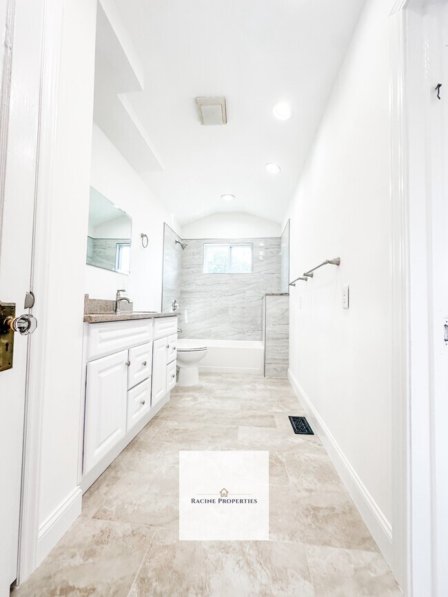 Building Photo - 250 State Rd S-42-50