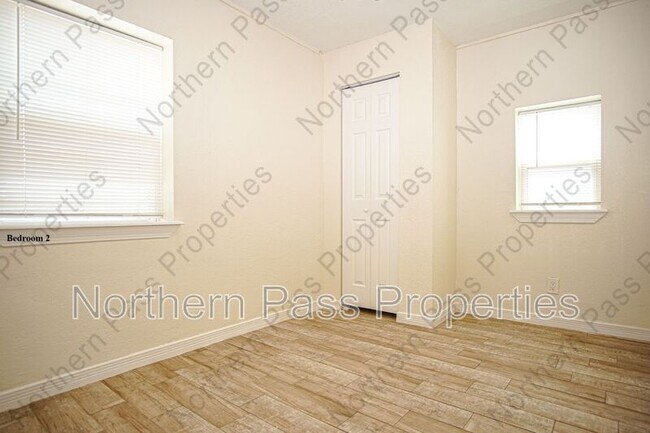 Building Photo - 601 Lafayette Dr