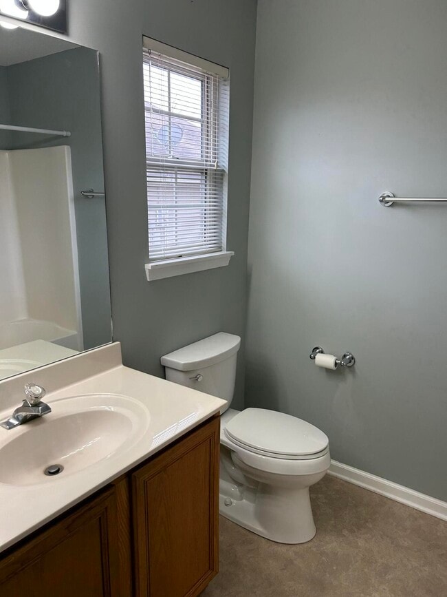 Building Photo - 1201 Squirewood Way