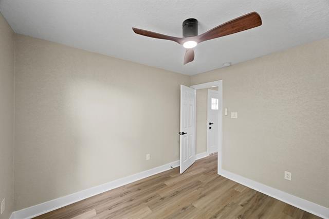 Building Photo - 10211 Glenmawr Dr