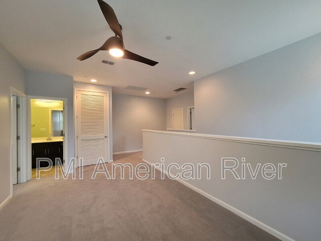 Building Photo - 828 Cadmium Ct