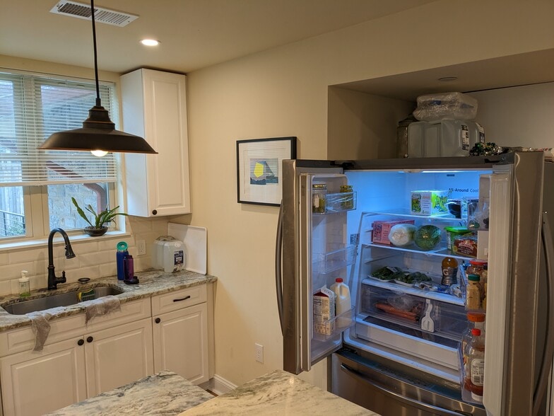 French Door Refrigerator - 225 W Pastorius St