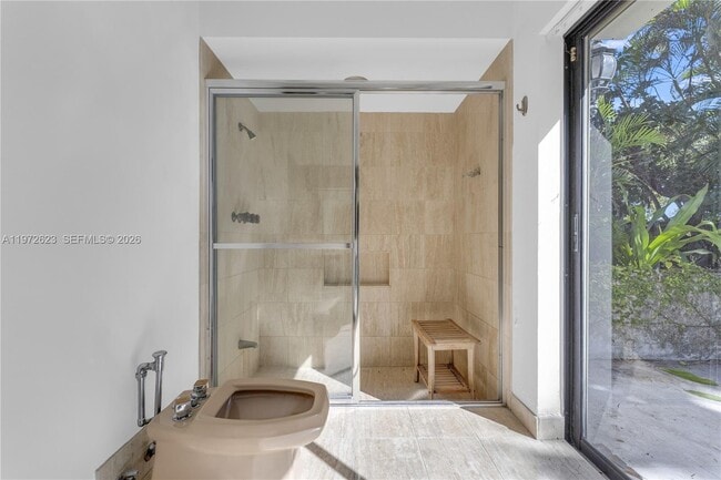 Building Photo - 15305 SW 74th Ct