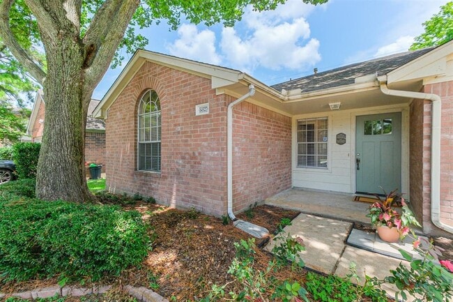 Building Photo - 14527 Golden Cypress Ln