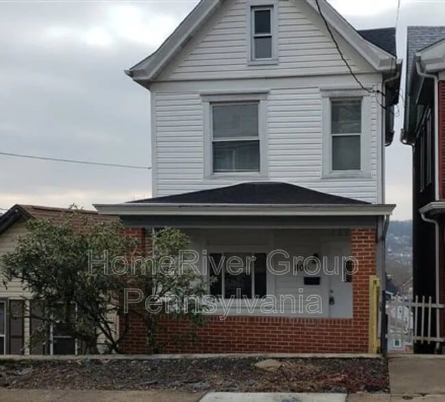 Building Photo - 806 Cowan Ave