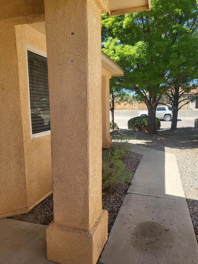 Building Photo - 3008 Laurel Meadows Dr