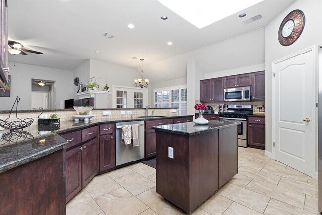 Building Photo - 9005 Brimstone Ln