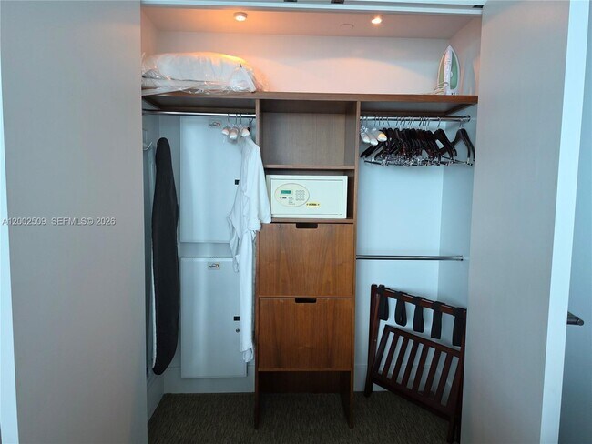 Building Photo - 6801 Collins Ave