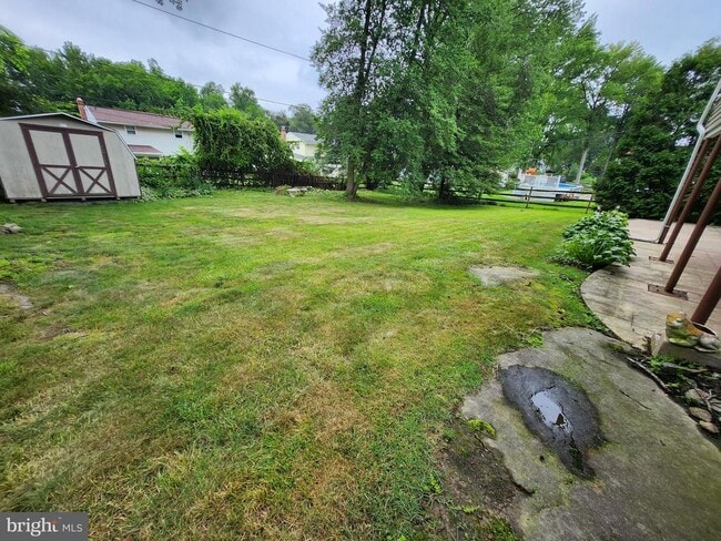 Building Photo - 2622 Boxwood Dr