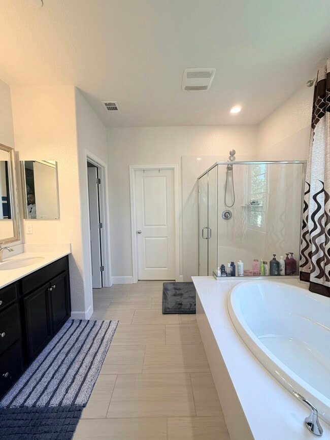 Building Photo - 2276 Acero Ct