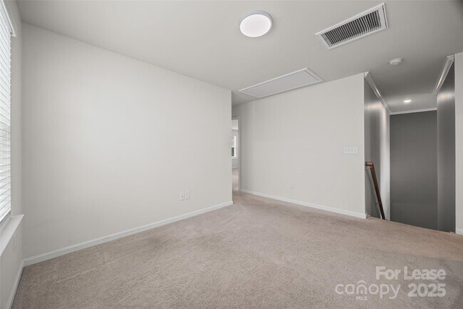 Building Photo - 5775 Soft Shell Dr