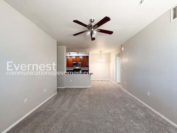 Building Photo - 2682 S Cathay Way