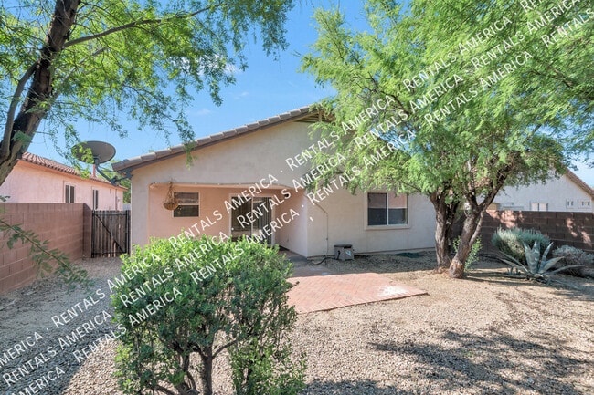 Building Photo - 5568 W Peaceful Dove Pl