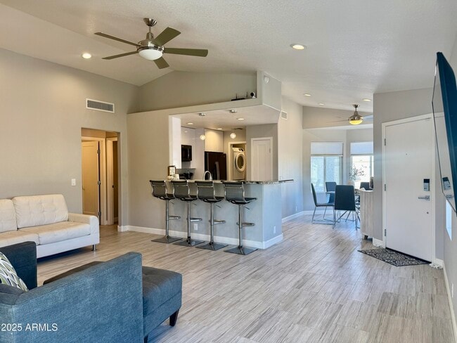 Building Photo - 8835 W Michelle Dr