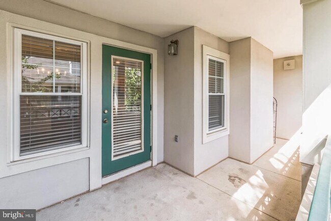 Building Photo - 12024 Taliesin Pl