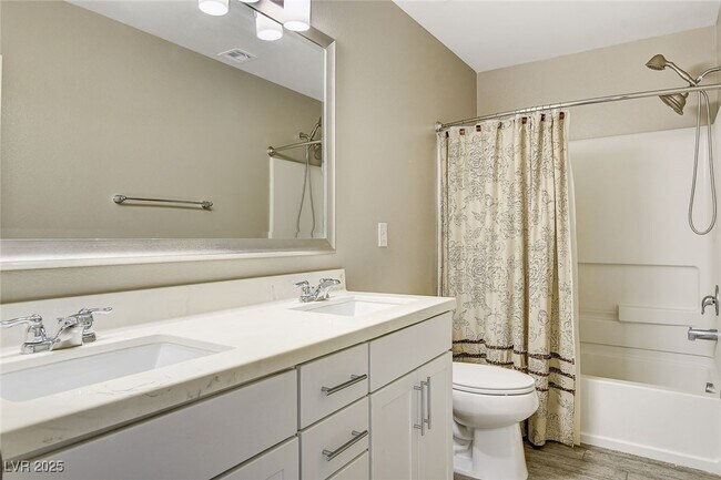 Building Photo - 6237 Fallsview Ct