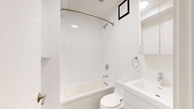 Building Photo - 591 Dolores St