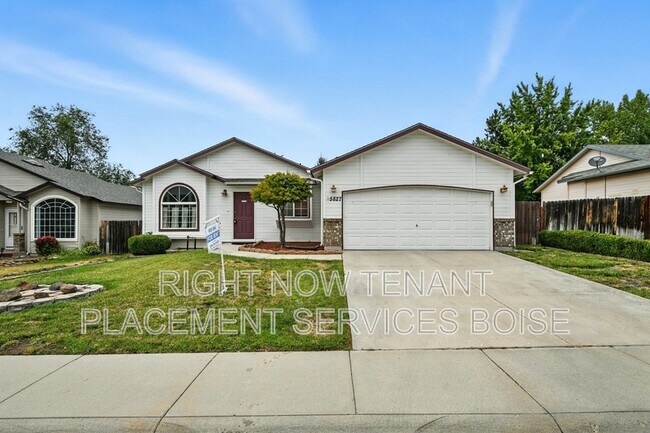 Primary Photo - 5827 Orchid Wy S